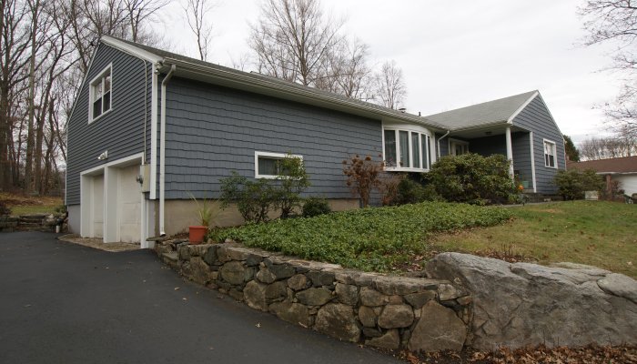 182 Skyview Drive, Stamford, CT 06902