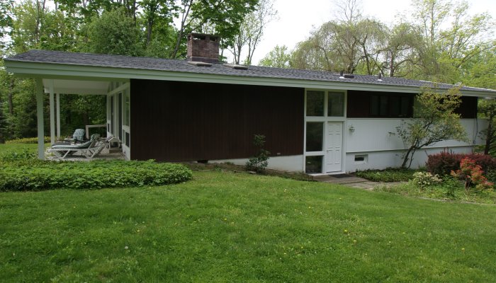 31 Maplewood Way, Pleasantville, NY 10570